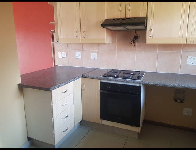 2 BEDROOM APARTMENT TO LET IN DIE HOEWES